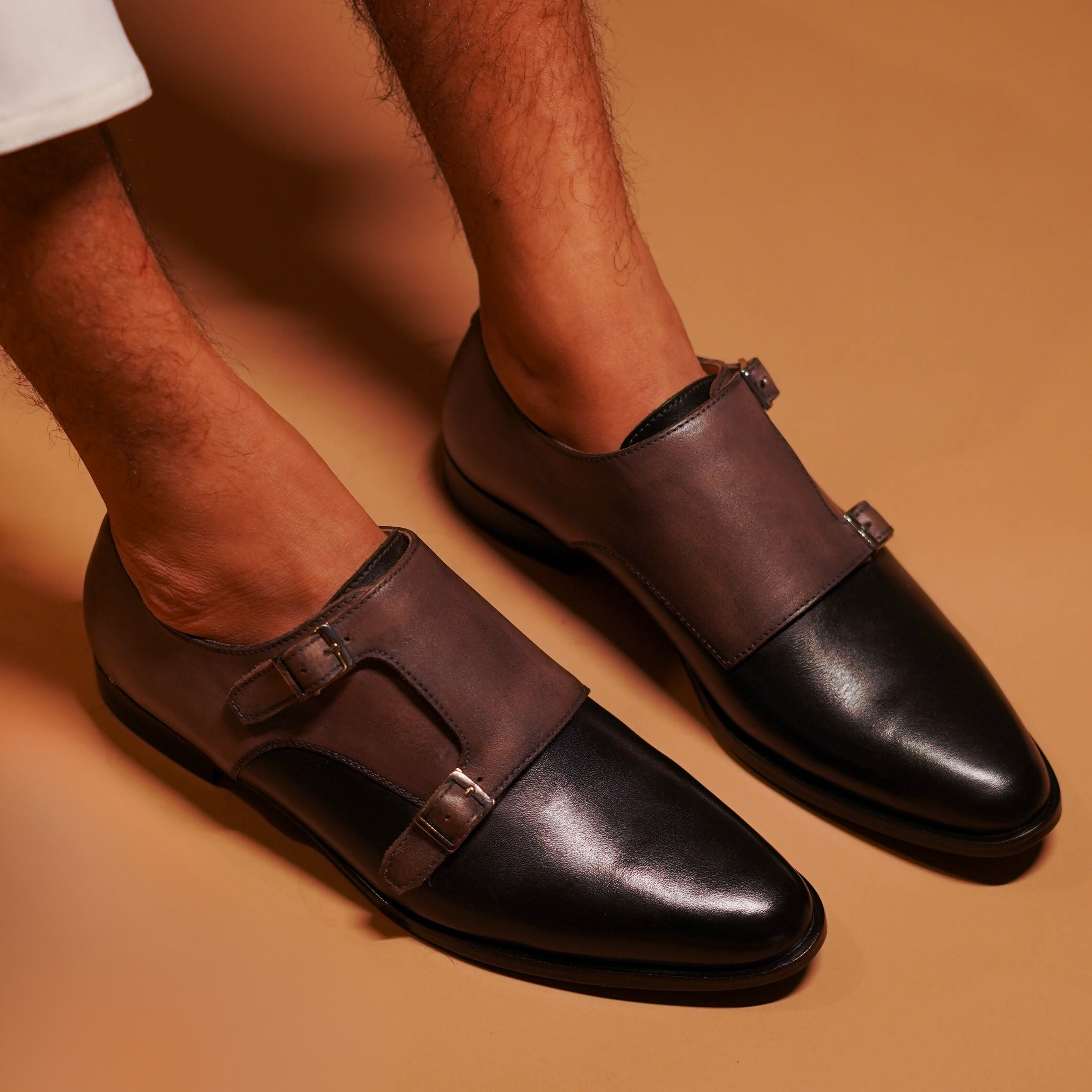 Domo Scuro | Classic black and brown double-monk-strap
